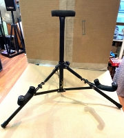 Click for large photo of Fender Guitar Stand