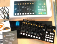 Click for large photo of Studiologic SL Mixface