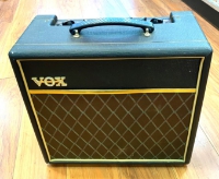 Click for large photo of Vox Pathfinder 15R