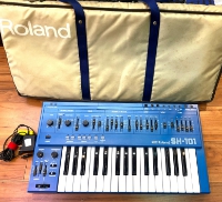 Click for large photo of Roland SH-101