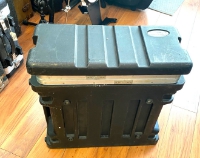 Click for large photo of SKB 4 Space Rack