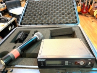 Click for large photo of Shure SLX4 W/Beta58
