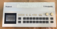 Click for large photo of Roland TR-626