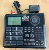 Click for large photo of Akai XR20
