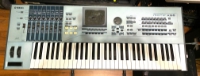 Click for large photo of Yamaha Motif XS6